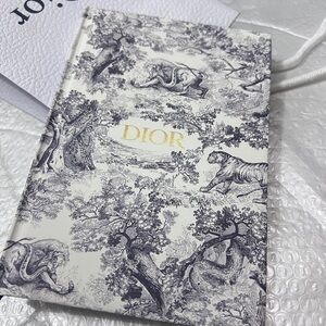 New!Dior notebook